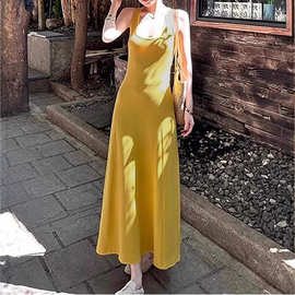 /陈大腿 复古美感欧若风针织吊带长裙女方领气质连衣裙