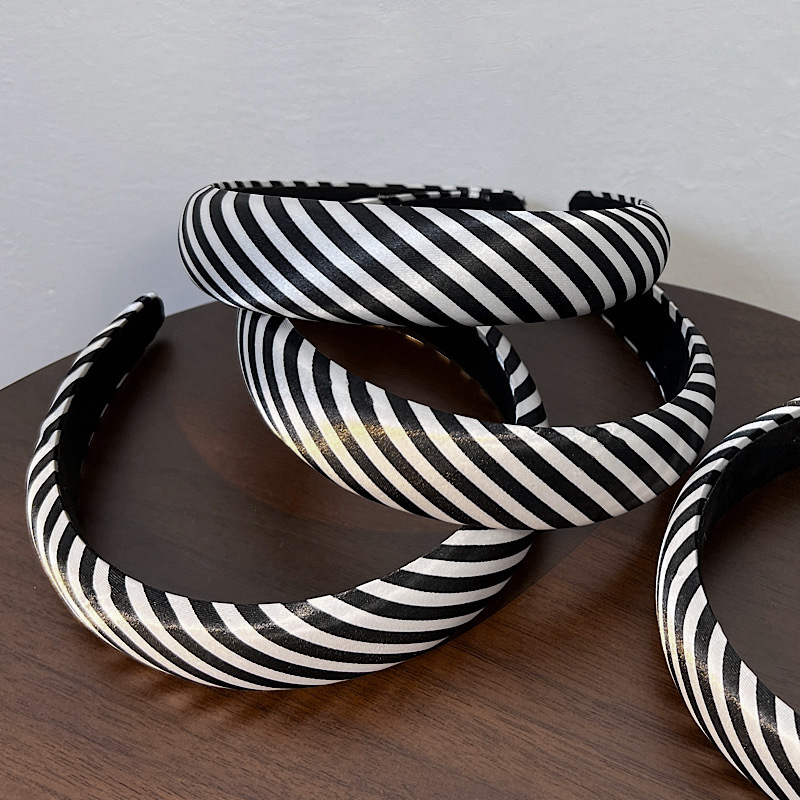 Retro Stripe Cloth Hair Band display picture 4