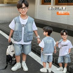 男児双袋馬甲半袖三点セット夏児童潮金韓版セット中小童カウボーイ服対外貿易