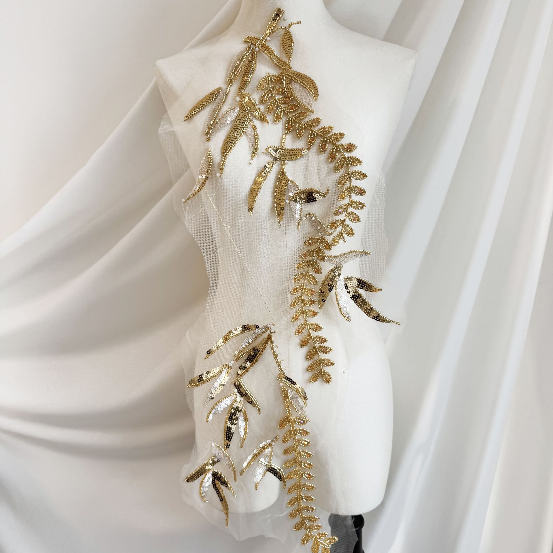 金色刺绣布贴花饰婚纱旗袍辅料亮片钻订珠手工DIY网纱ZH300