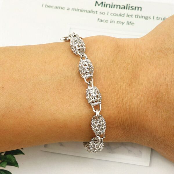 trend accessory