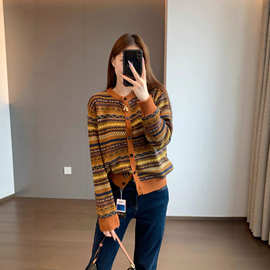 复古费尔岛~羊绒羊毛加厚圆领提花图案针织衫宽松版毛衣外套女冬