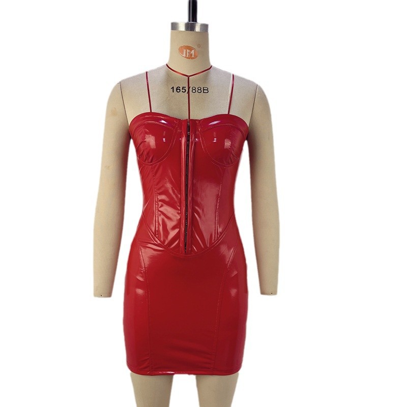 Vestido de cadera con top de tubo de cuero caliente europeo y americano comercio exterior 2024 otoño sexy sin espalda cintura falda de mujer con cuello de una línea