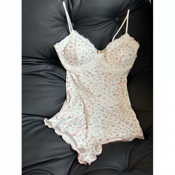 Floral unibody with chest pad