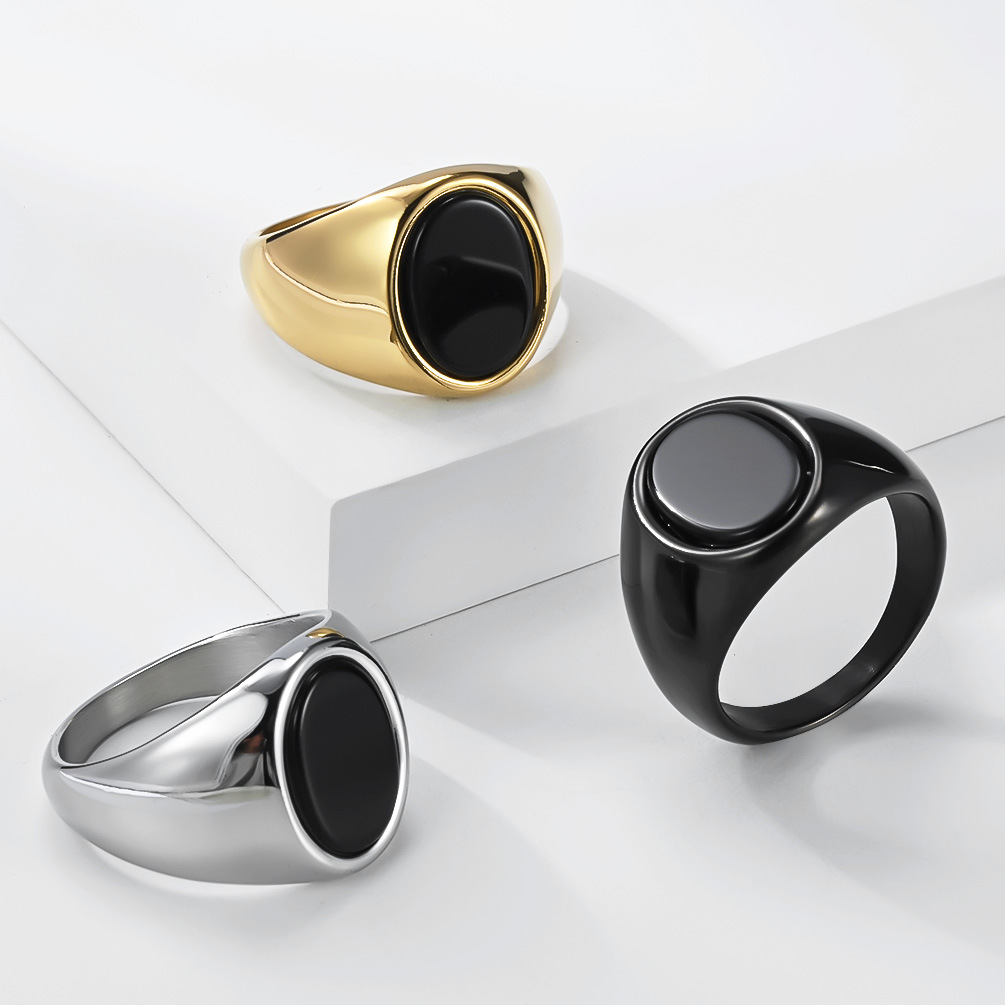 Minimalistischer Herren Ring Aus Edelstahl Mit Schwarzem Schmuckstein_voghion.com