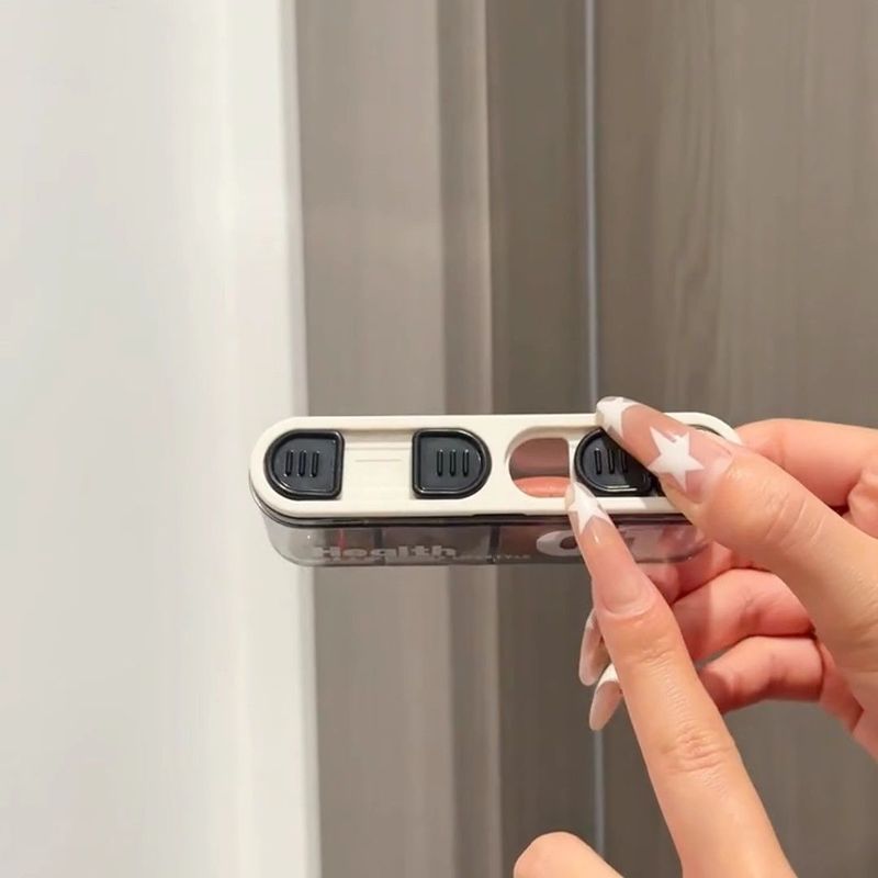 外出旅行随身携带迷你药盒密封防尘药物收纳新款分格装便携式药盒|undefined