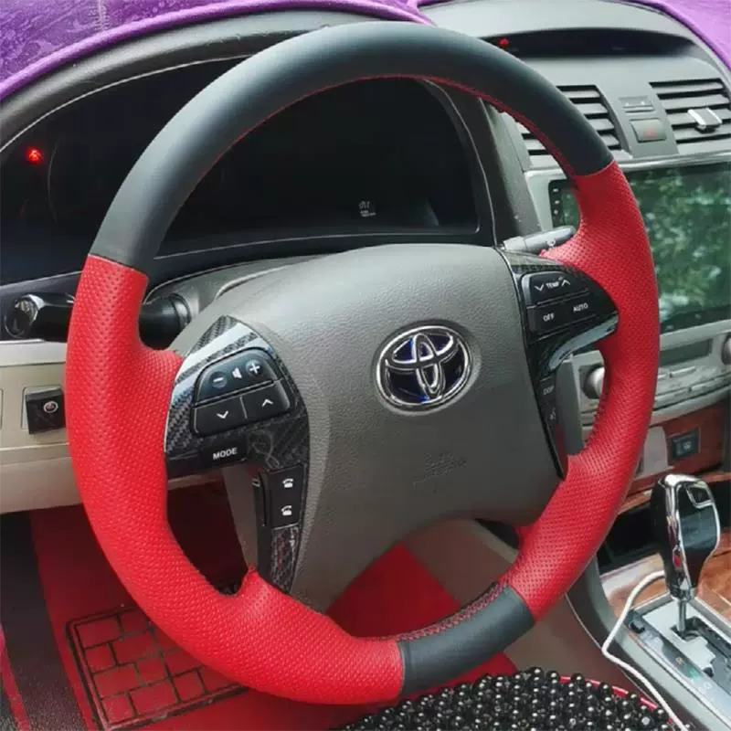 06-08-11 Toyota Camry шестого поколения — кожаный чехол на руль, специальная оплётка, пошив в комплекте (полупакет)