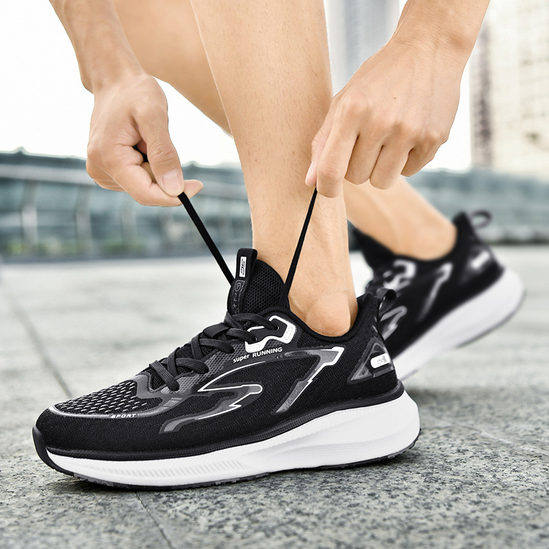 ultra light summer breathable shock-absorbing carbon plate