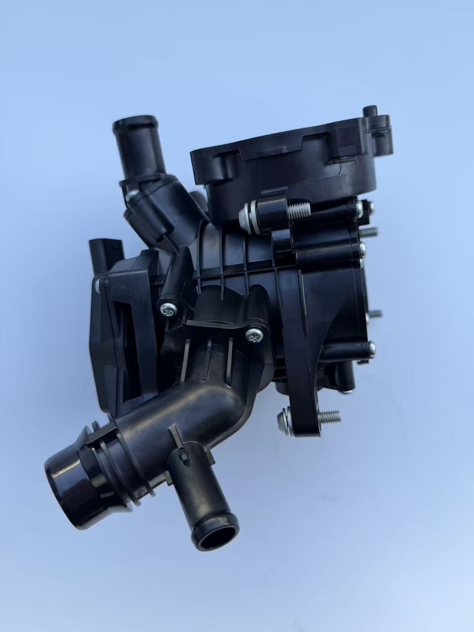 Great Wall Wingle 7 Cannon Haval H6/F5/F7 First Love Big Dog Weipai Vv5 Vv6 Vv7 Thermal Management Module Thermostat