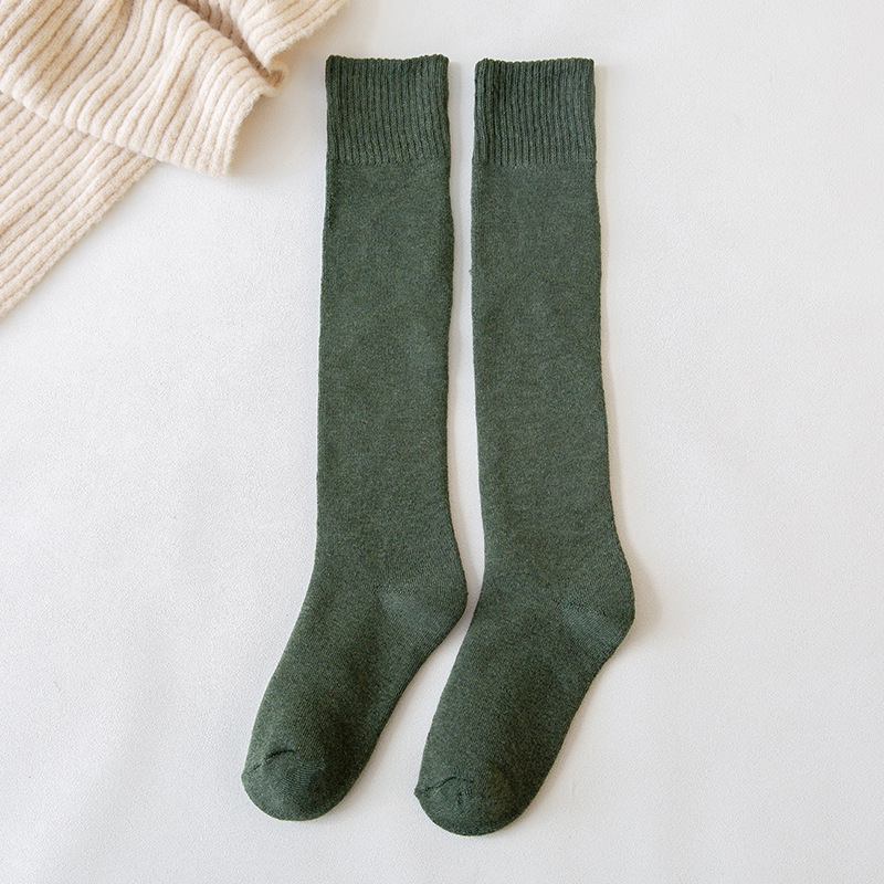 Calcetines de media pantorrilla de las mujeres calcetines de otoño e invierno engrosados Terry calcetines de pantorrilla calientes medias de toalla forradas de lana medias Zhuji altas