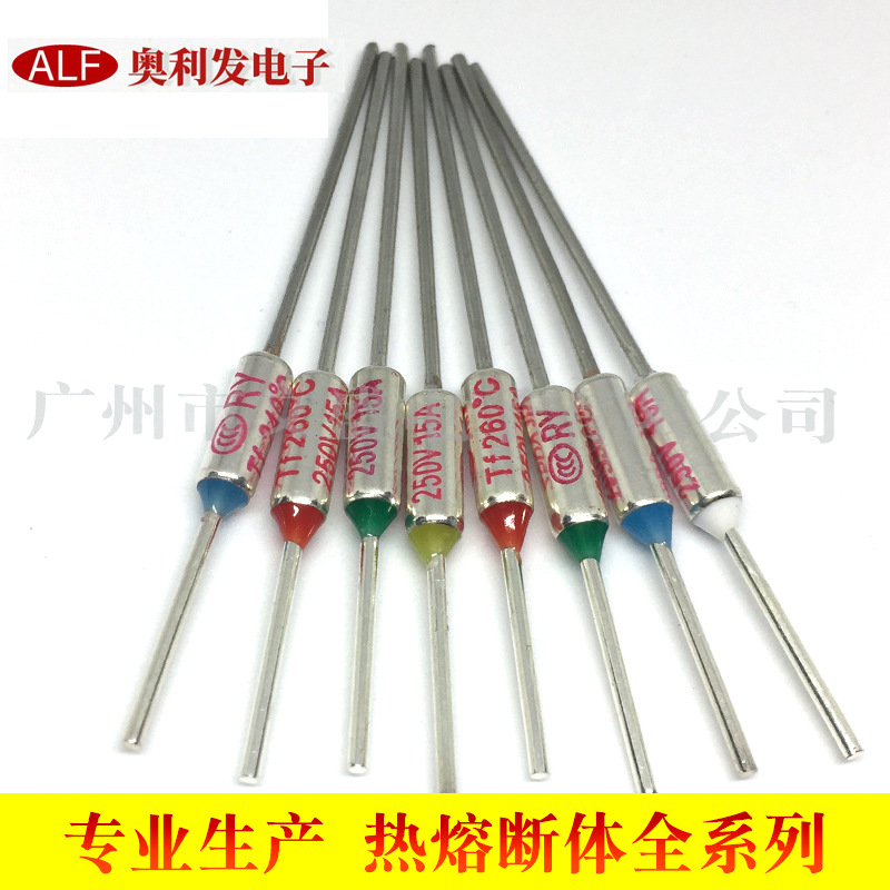 9586673268_516060103