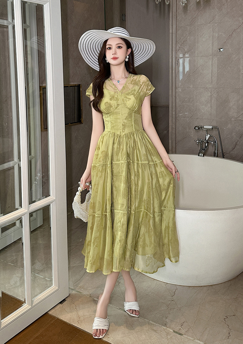 Váy maxi nữ in họa tiết cổ chữ V thắt eo phong cách hoàng gia — Màu xanh cỏ chi tiết 14