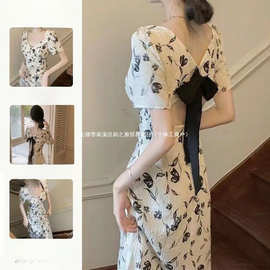 法式轻奢高级感2024夏新款冷淡风气质名媛小众设计露背碎花连衣裙