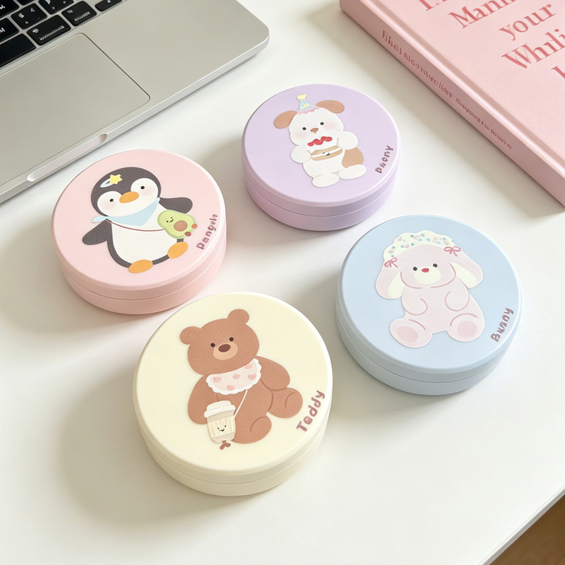 Cute pink cartoon girl-style contact lens case, round storage and care box with mirror Cute pink cartoon girl-style contact lens case, round storage and care box with mirror