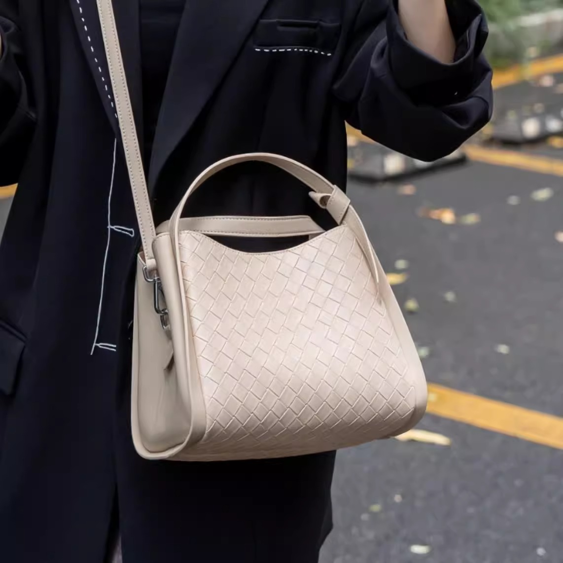 Bolso de mujer nuevo tejido nubes bolso de mano de gran capacidad de moda alta mochila bolso de hombro bolso de viaje