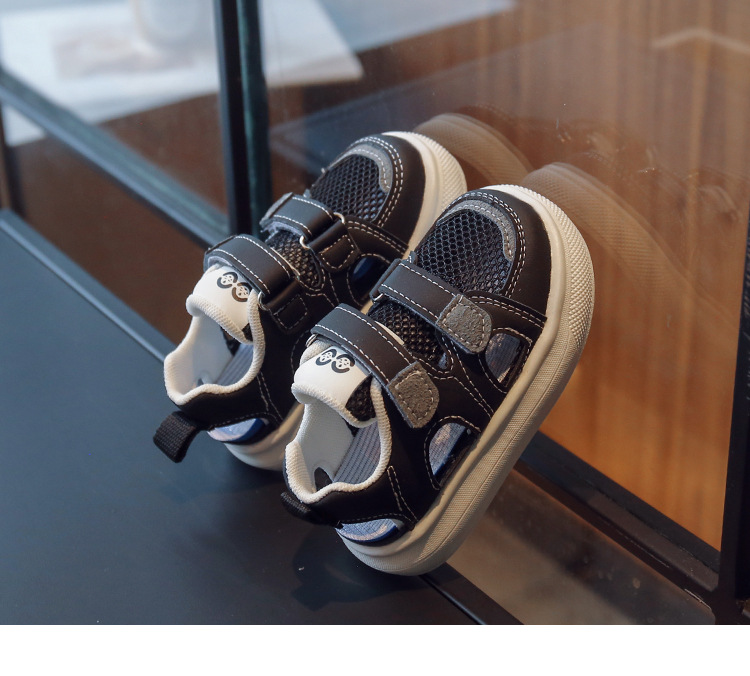 Sandali per bambini a maglia singola nuovo stile estivo 2024, scarpe per bambini ultraleggere, scarpe per ragazze con fondo morbido antiscivolo Baotou per ragazzi, scarpe con telaio_voghion.com