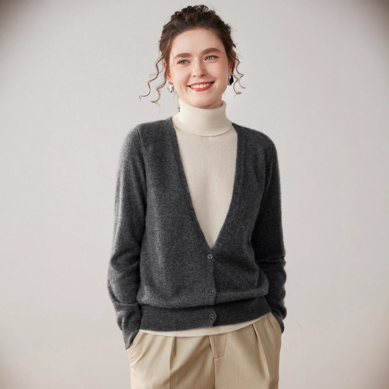 High Collar 100% Pure Cashmere Sweater for Women, Faux Two-Piece Cardigan Coat, Autumn and Winter Skin-Friendly Versatile Knit Base Sweater High Collar 100% Pure Cashmere Sweater for Women, Faux Two-Piece Cardigan Coat, Autumn and Winter Skin-Friendly Versatile Knit Base Sweater