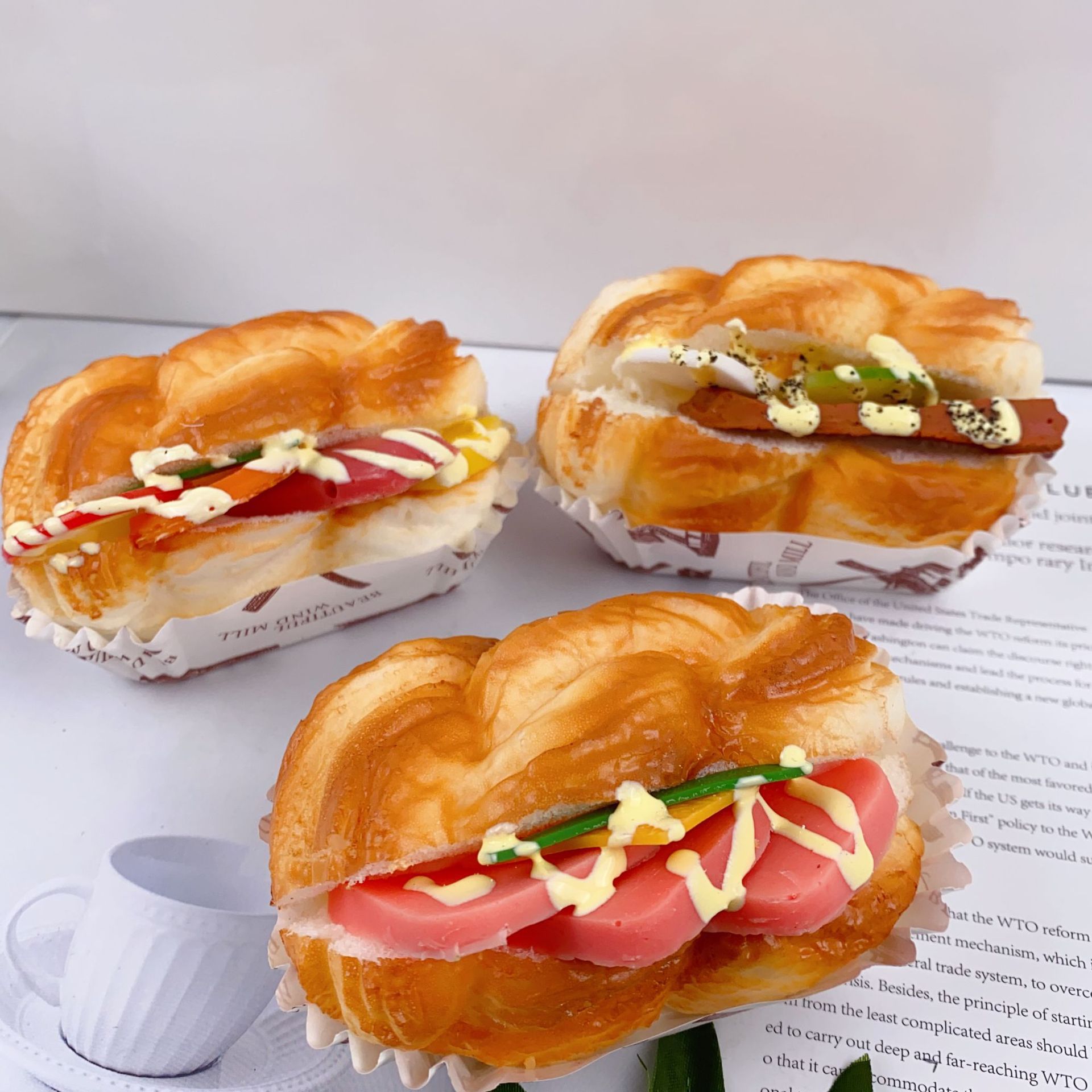 New creative ox horn bag hot dog shape slow rebound pinch music cute simulation food play pinch music decompression toys