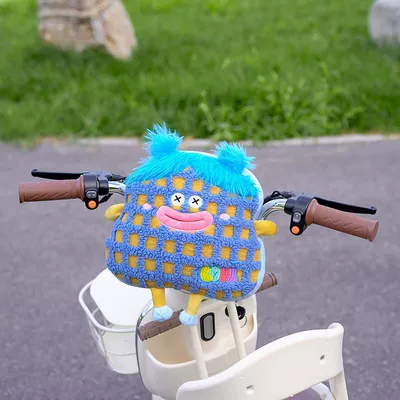 Adorable, a Travel Essential for Protecting | Elektromobil üçün bamper qoruyucu yastıqlar - blue-clown-electric-car-headrest