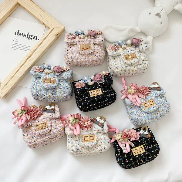 Wholesale New Children's Bag 2020 Fashion Versatile Children's Bag Girls' Accessory Bag Cartoon Pendant Children's Crossbody Bag