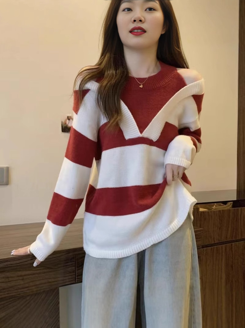 假两件挂脖露肩长袖套头毛衣女2025新款秋冬洋气宽松显瘦别致上衣