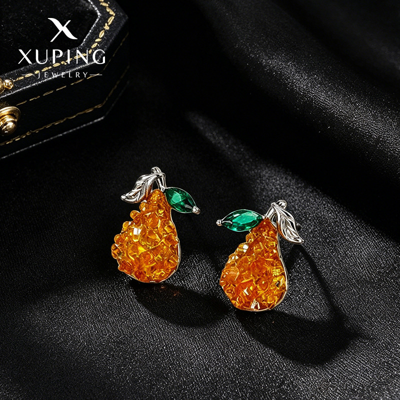 Xuping pequeño fresco lindo estilo de frutas pernos nicho japonés y coreano color Bao serie transparente pera otoño invierno orejas