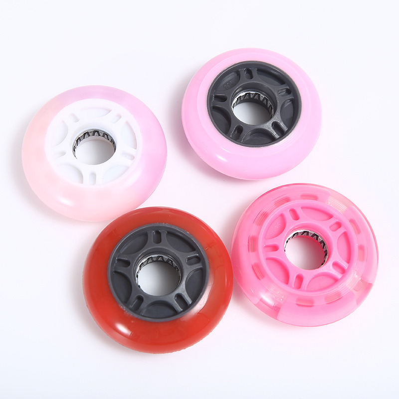 定制溜冰鞋轱辘闪光轮耐磨PU材质软胶发光轮旱冰鞋防滑静音轮子