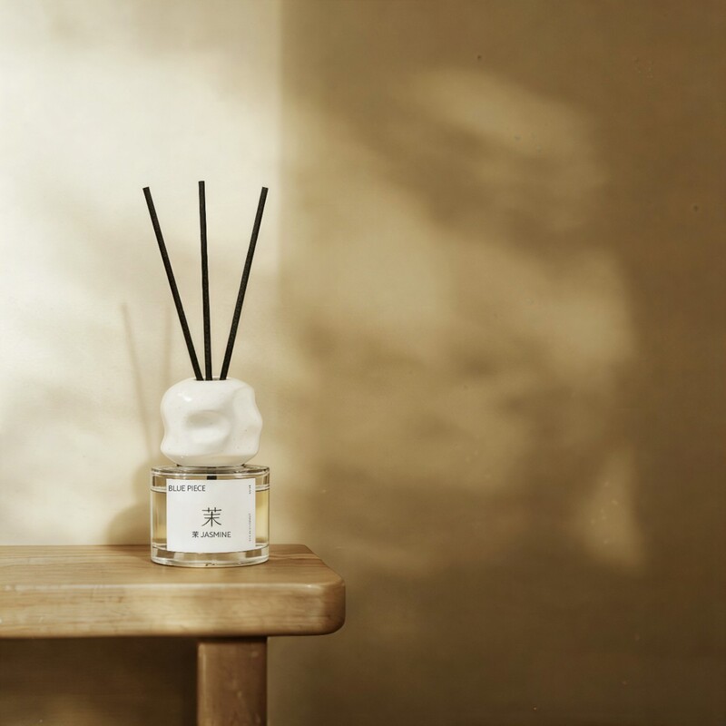 120ml Oriental Cool Sensation Flameless Aromatherapy for Bedroom, Light Luxury Niche High-End Fragrance Decoration, All-Season Zen Tea Aromatherapy