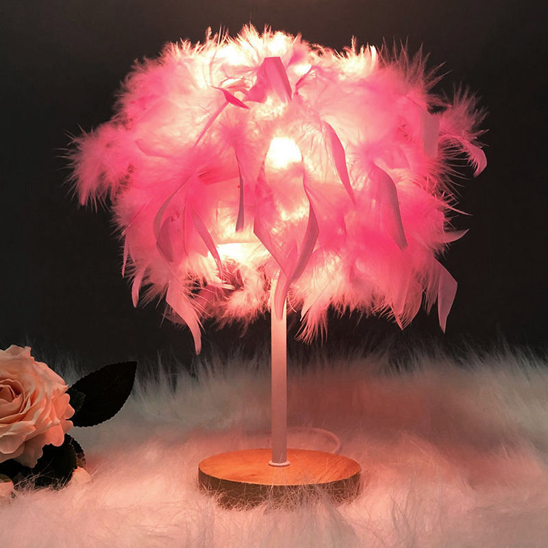 Lámpara de escritorio de plumas de lujo del dormitorio, luces de cabecera de cama de alto nivel, regalos creativos, luces nocturnas decorativas, luces de atmósfera