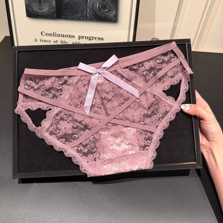 Fishing Charm Hunter•Low-Waist See-Through Cut Out Mesh Pure Lust Style Women's Underwear Girls Sexy High-End Lace New Style