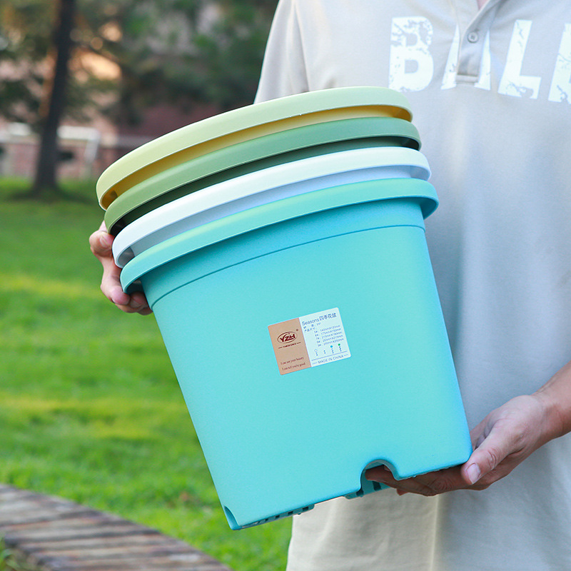 Maceta profunda con control de raíces para todo el año