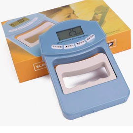 足球训练用具;其他健身器材;体质测试仪器