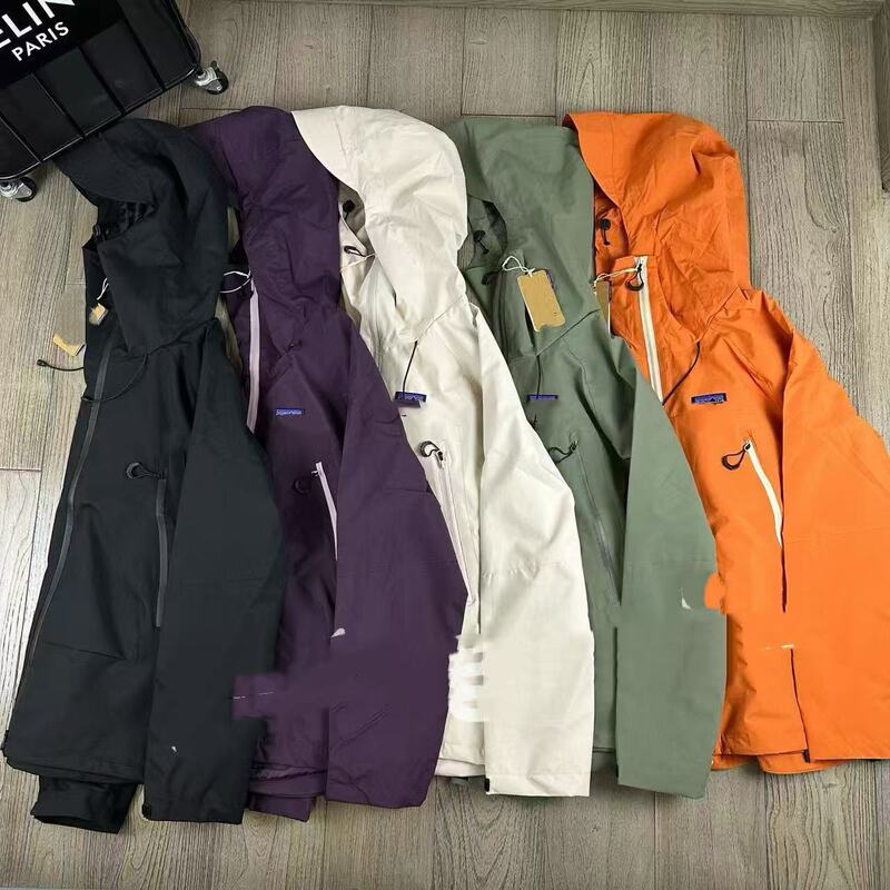 P@Ta Mountain Series Lightweight Outdoor Hooded Jacket for Couples, Men and Women P@Ta Mountain Series Lightweight Outdoor Hooded Jacket for Couples, Men and Women