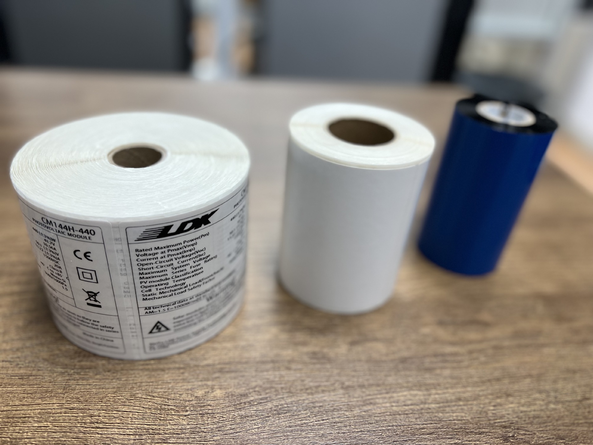 和田市金大光伏创意产品铭板模切彩印厂覆膜铜板标签100*90MM电池