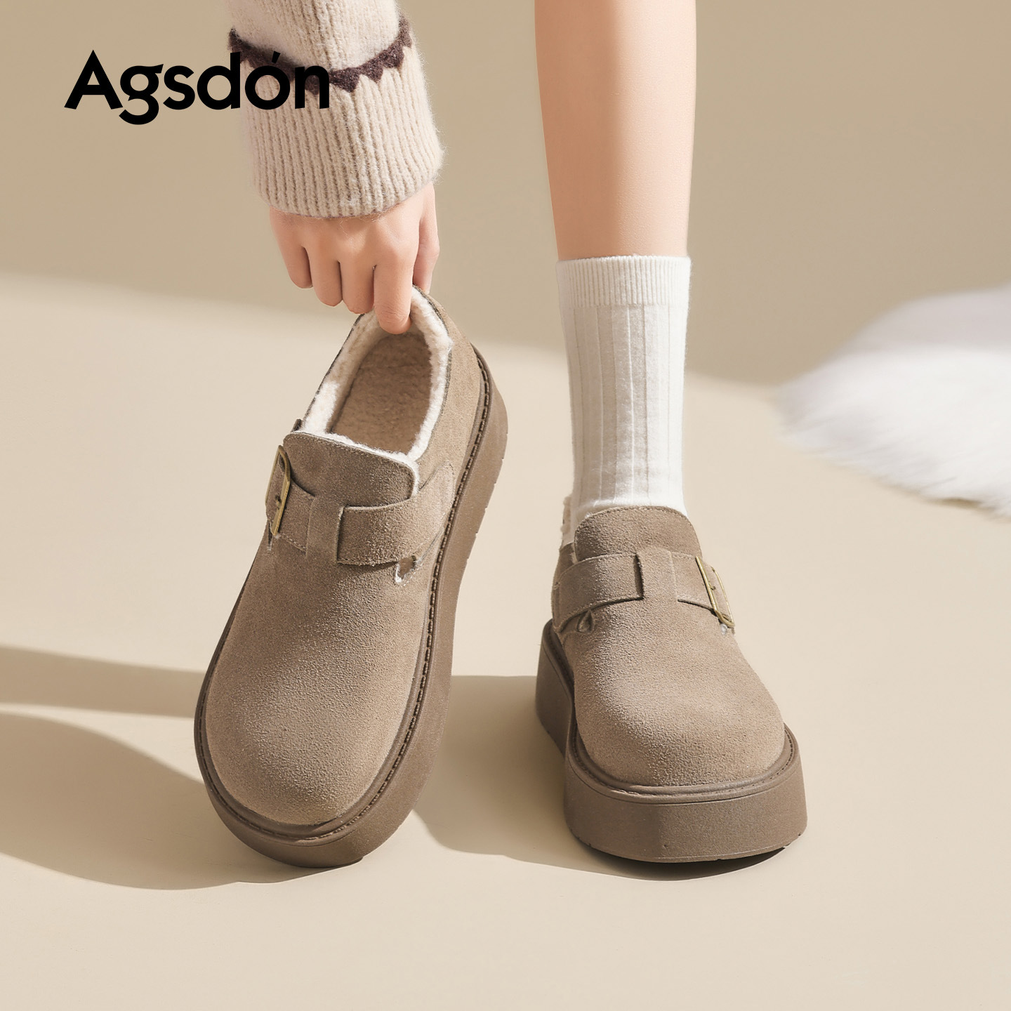 Augu Shi Deng fondo grueso más vello Bocken zapatos mujeres 2025 nuevo invierno un pie todo incluido zapatos de lana zapatos de algodón