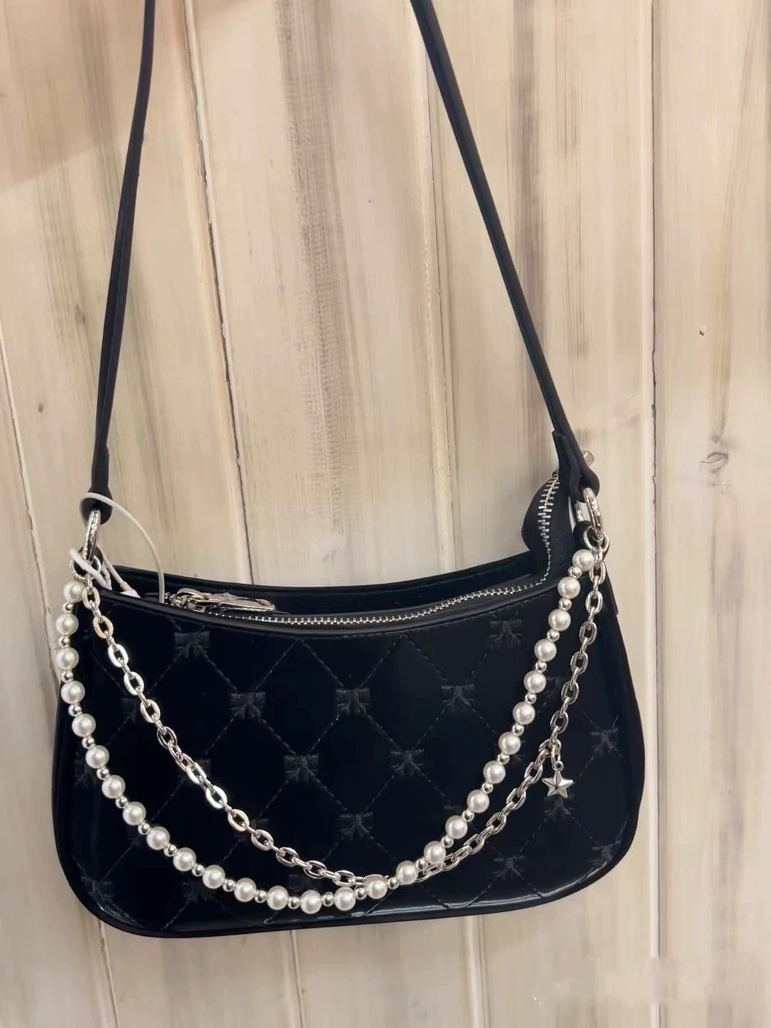 Fuchsia shoulder bag, metal underarm bag with diamond pattern, one-shoulder bag