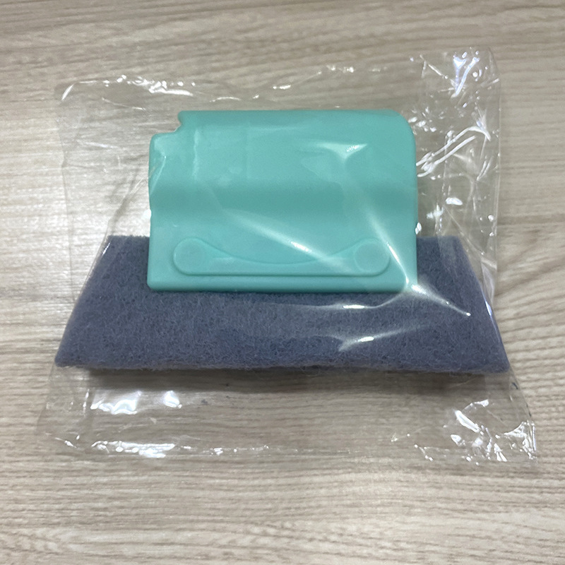 Cepillo Limpiador de Ranuras de Plástico para Puertas y Ventanas