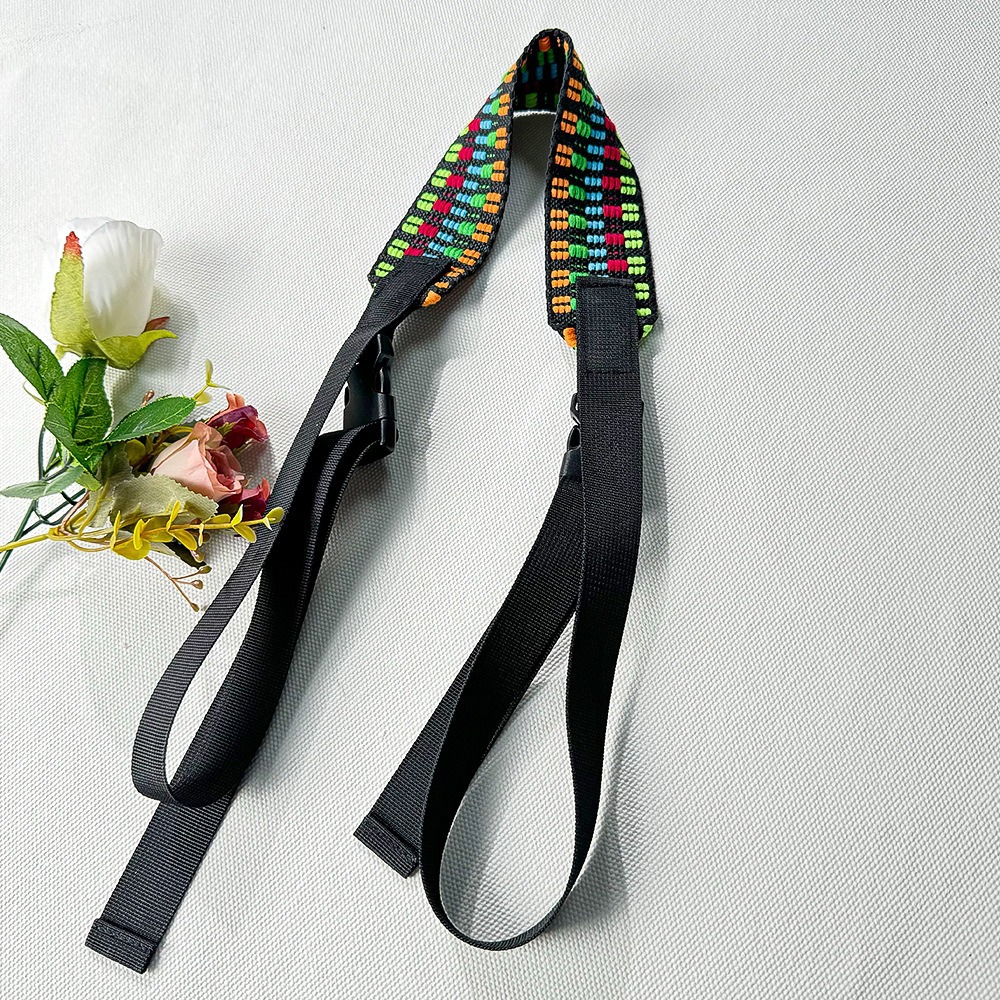 컬러풀한 블랙 자카드 와이드 숄더 스트랩