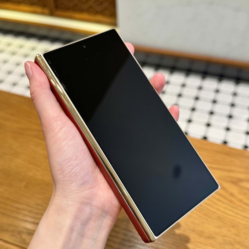 サムスンハートワールドw25携帯電話ケース磁気中心軸保護w24プレーンレザー電気メッキ軽くて落下防止ハードケースに適しています。|undefined