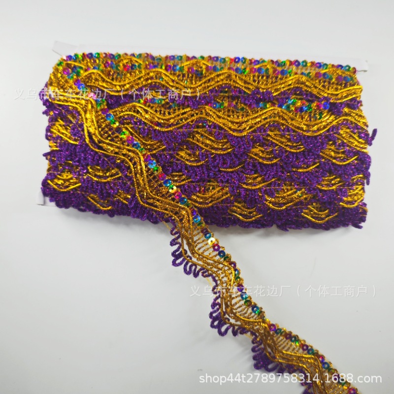 Triángulo de seda dorada, encaje de lentejuelas de color, encaje de torre plegable de mediados de otoño, bolso de camión grande, encaje superior, salón budista, encaje de mesa