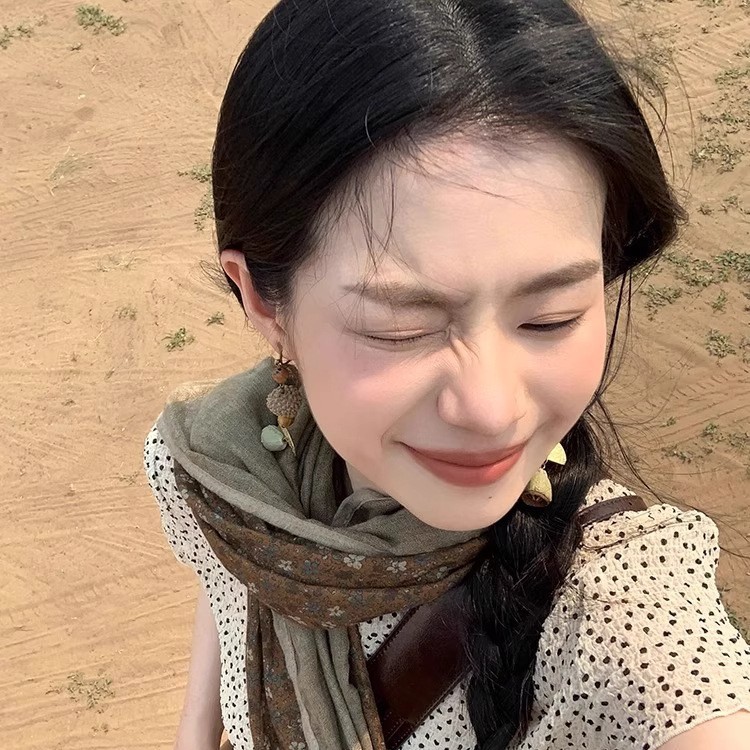 复古文艺棉麻碎花褶皱围巾女薄款大西北民族风披肩废土风丝巾纱巾|undefined