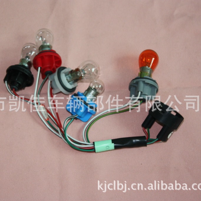 供应各型号汽车电子线束车辆内部发动机仪器车灯电子连接线可订