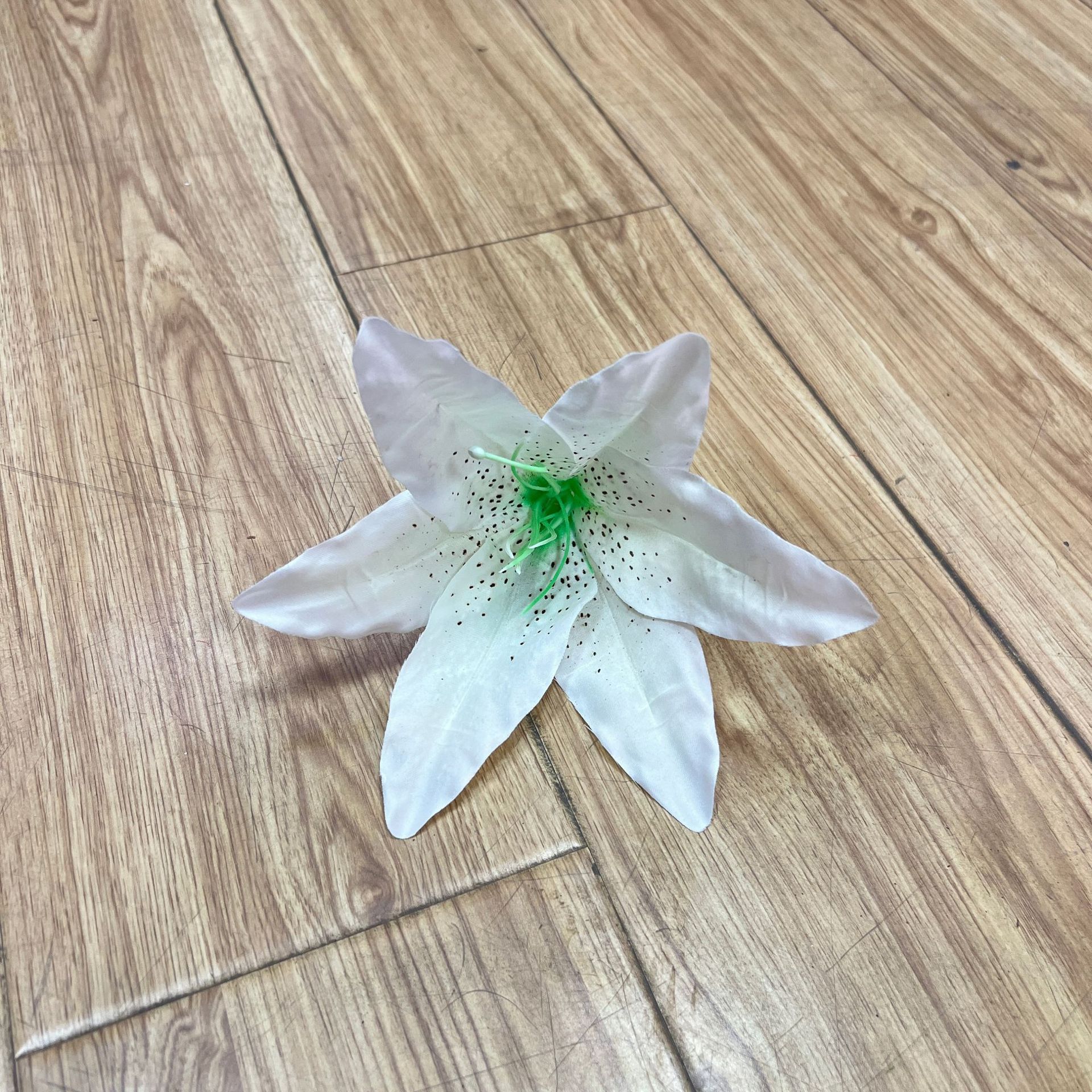 우유 흰색 (코어 없음)