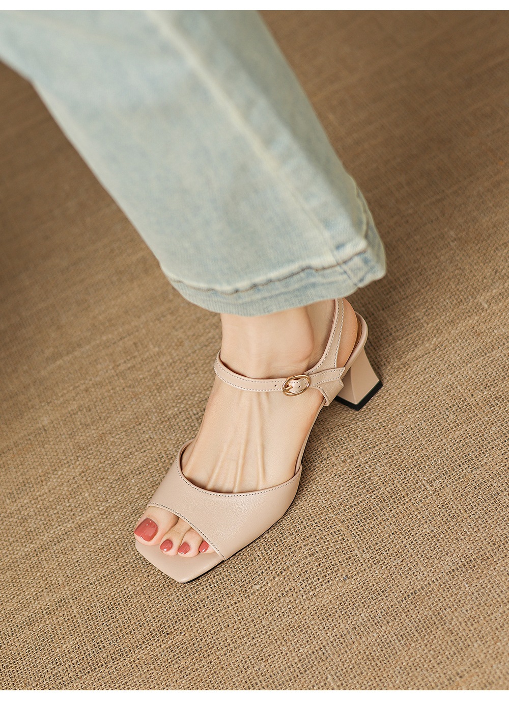 Sandal cao gót nữ mũi vuông hở ngón chân, quai một chữ, gót thô 9 cm — màu trắng ngà chi tiết 24