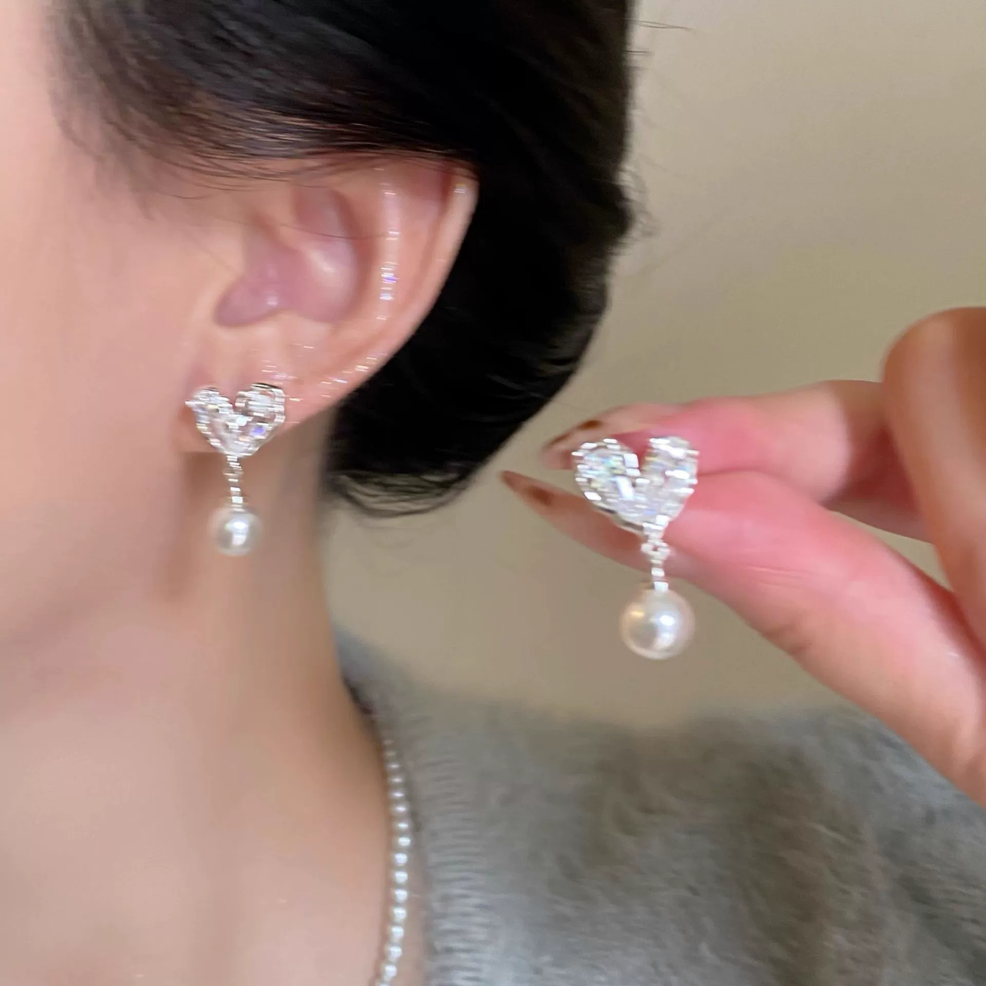 Заушные серьги из жемчуга, мушковая бусинка, серьги без прокола, французский стиль, легкая роскошь, стиль высокого качества