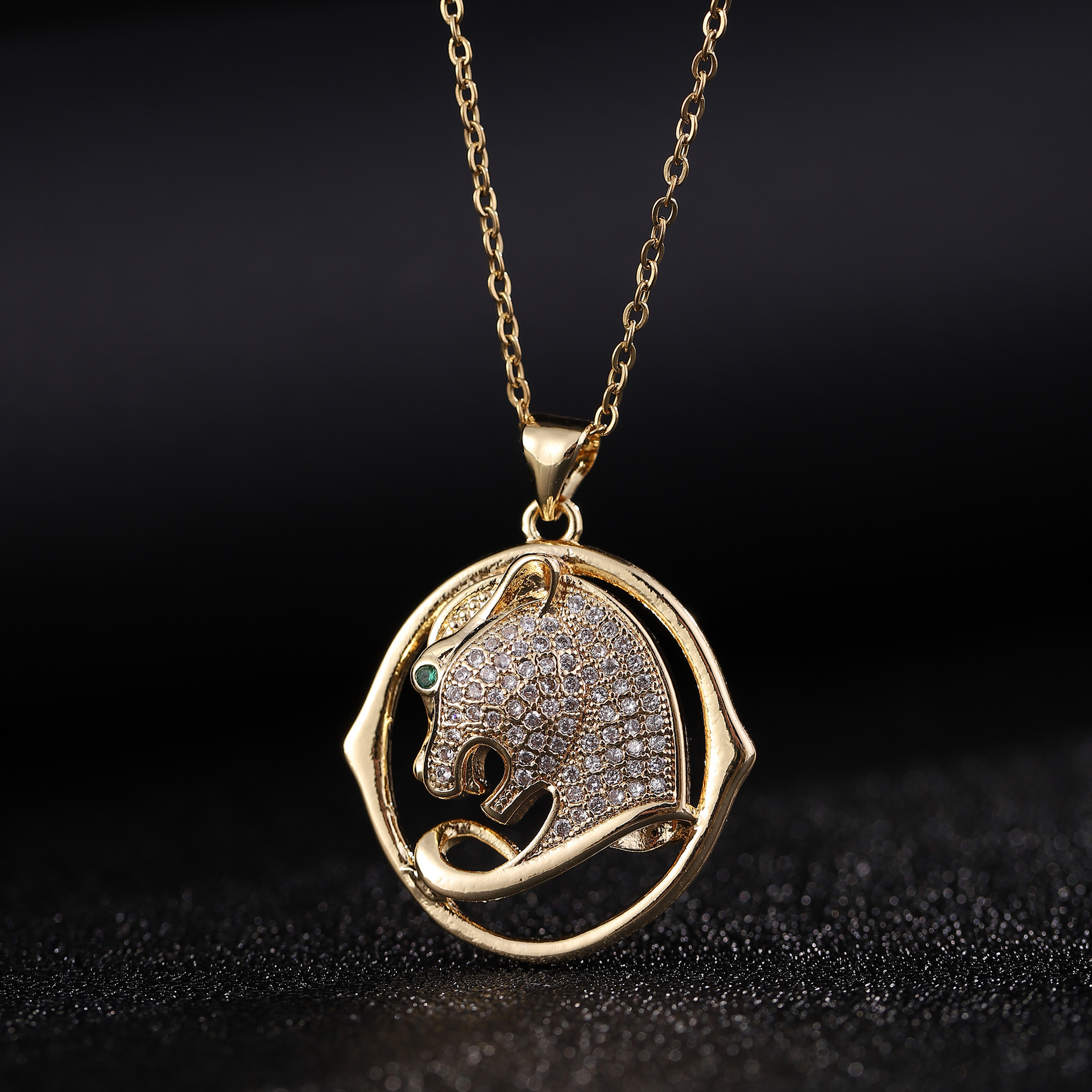 Marca de moda europea y americana personalidad animal hip hop joyería de cobre con incrustaciones de circón chapado en oro cabeza de leopardo guepardo colgante collar suéter cadena