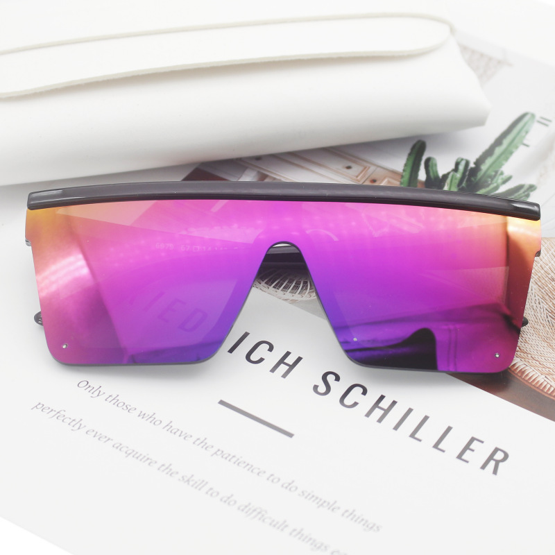 Black frame purple silver