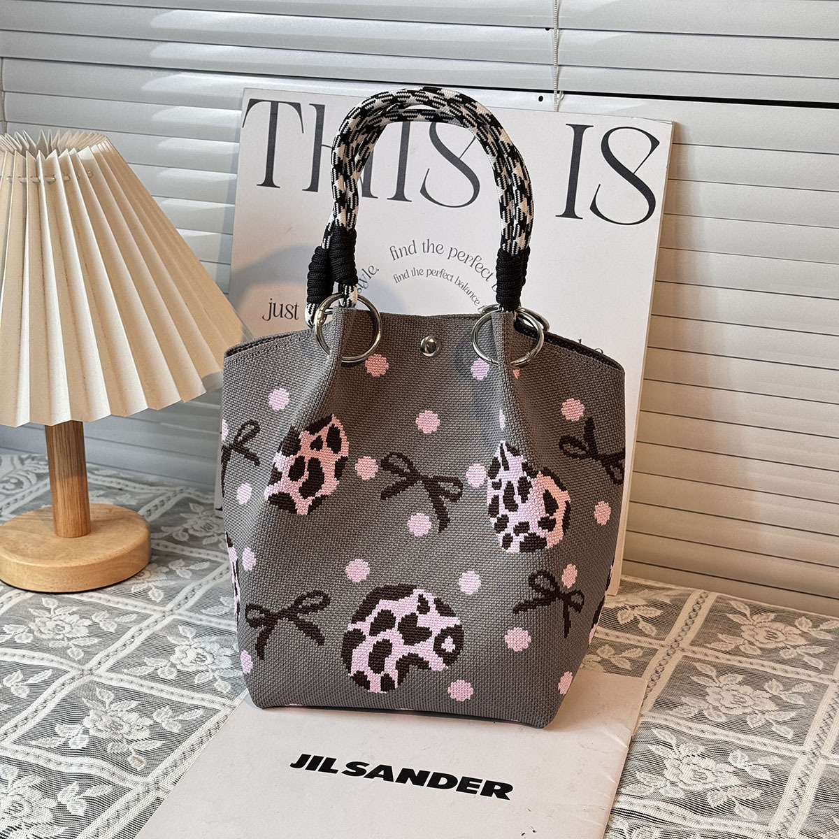 HKB9191 Grey Leopard Love
