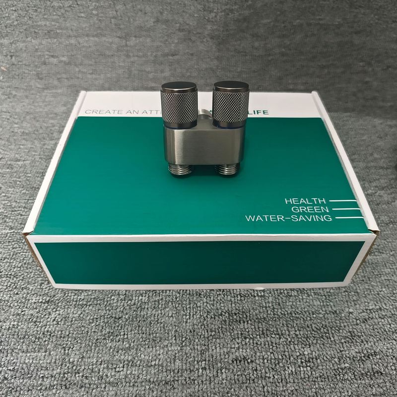 全銅製トイレコンパニオン スプレーガン付き ワンインツーアウト 家庭用フラッシャー トイレアングルバルブ 蛇口 バスルームクイックインストール|undefined