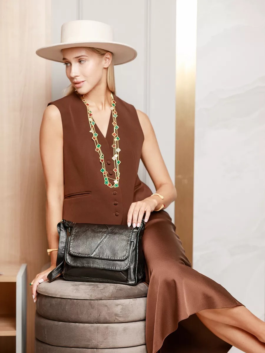 Borsa a tracolla da donna alla moda capiente e spaziosa_voghion.com